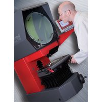 Starrett VB400 Profilprojektor mit Benutzer