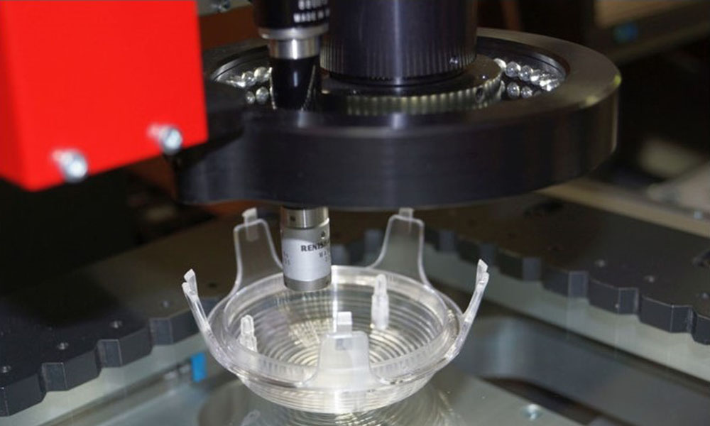 Starrett AVR300 mit Renishaw-Sonde